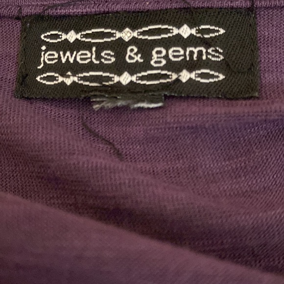 Jewels & Gems OS purple Tunic w/swoop & rhinestone - Size Medium - Picture 5 of 9